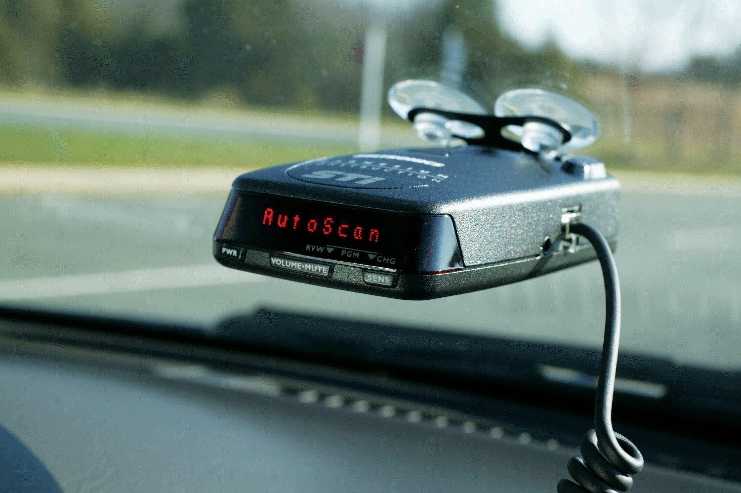 BEST Radar Detectors Reviews 2018 TOP 5 Rated on the Market