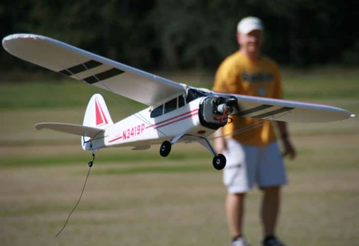 gas powered model airplanes